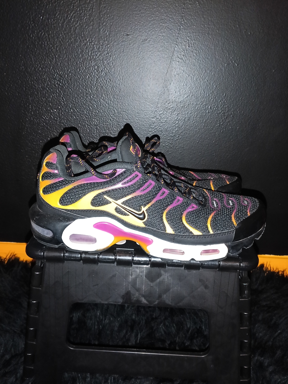 Nike Air Max Plus University Gold/Viotech Purple Mens Run Shoes DX2663 001 SZ9